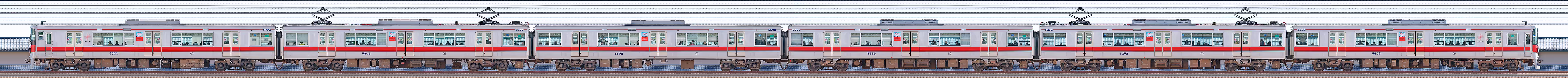 山陽5000系リニューアル車5702編成（山側）の編成サイドビュー