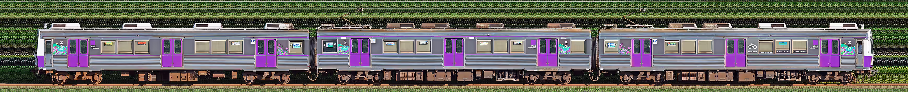 豊橋鉄道1800系1805編成「菖蒲号」(奇数側)の編成サイドビュー