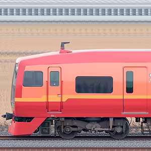 JR東日本 253系1000番台OM-N01編成（海側）