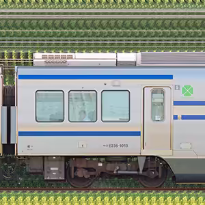 JR東日本E235系1000番台サロE235-1013