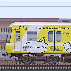 遠州鉄道1000形1006編成「e-LineRラッピング電車」（西側）
