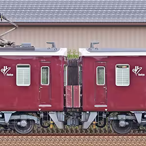 阪急7300系7321編成＋7323編成（西側）