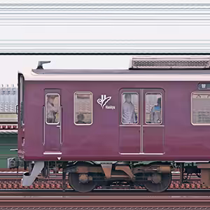 阪急8000系機器更新車8001編成(浜側)