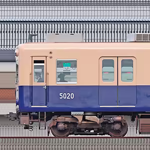 阪神5001形5017編成（浜側）