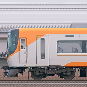 近鉄22000系「ACE」モ22100形