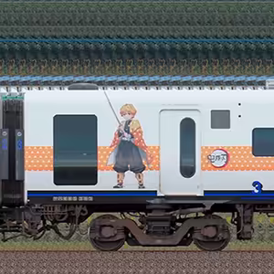 JR九州885系サハ885-303（「鬼滅の刃」ラッピング）