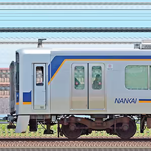 南海8300系5次車8310編成（海側）