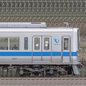 小田急2000形クハ2452（インペリアルブルー）