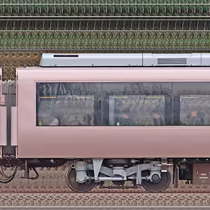 小田急30000形ロマンスカー「EXE」デハ30005