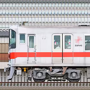 山陽5000系5010編成（海側）