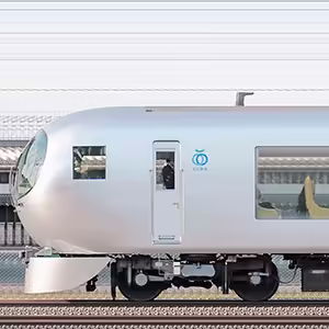 西武001系「Laview」C編成（1位側）