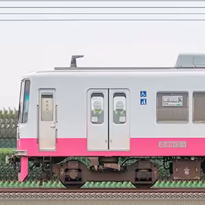 新京成8800形8813編成(ジェントルピンク・山側)