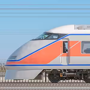 東武100系「スペーシア」104編成(サニーコーラルオレンジ・山側)