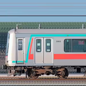 東急5000系5102編成(海側)