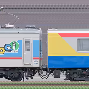 東急7500系「TOQ i」3両編成（山側）