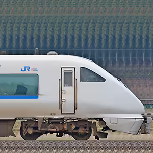 JR西日本683系クロ683-1