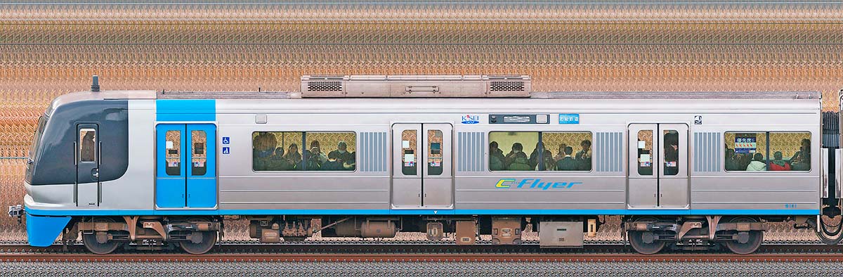 千葉ニュータウン鉄道9100形9101(2024年)山側の側面写真