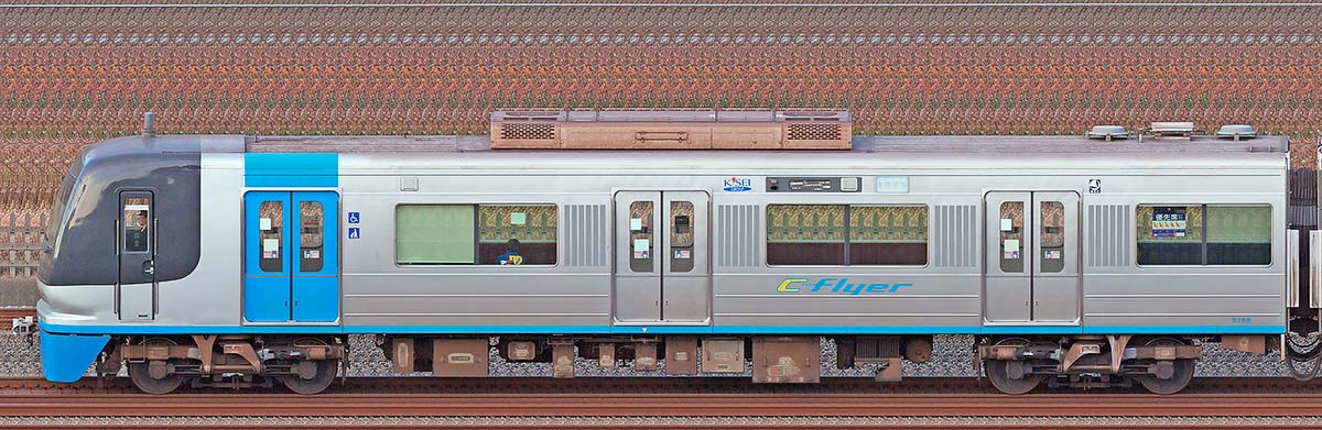 千葉ニュータウン鉄道9100形9108(2024年)海側の側面写真