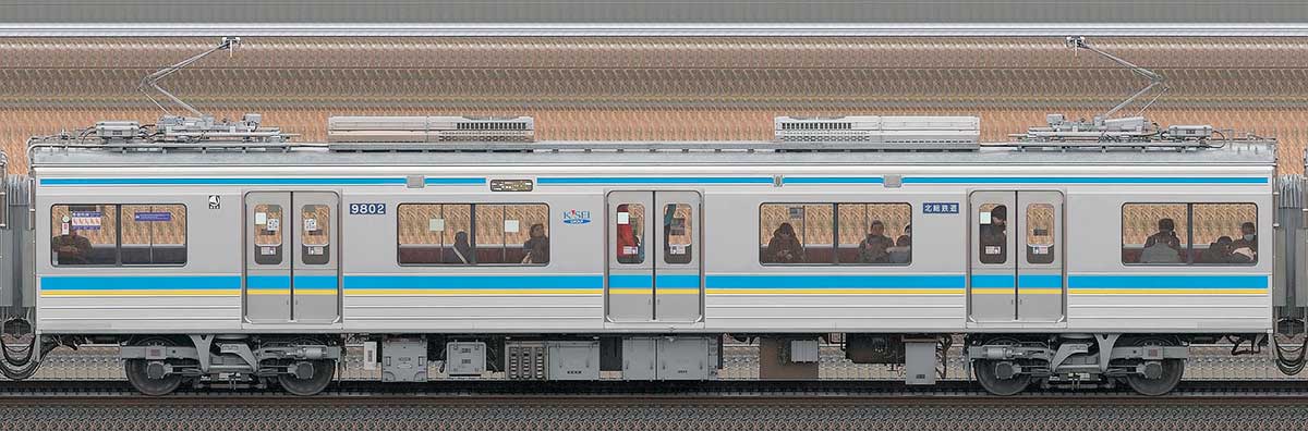 千葉ニュータウン鉄道9800形9802（集電装置交換後）山側の側面写真