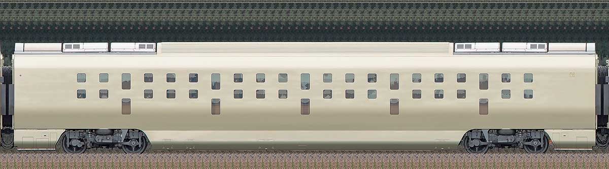 JR東日本E001形「TRAIN SUITE 四季島」E001-7海側の側面写真