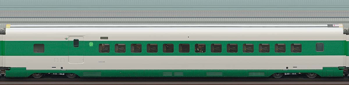 JR東日本E2系E215-1016（200系カラー）山側の側面写真