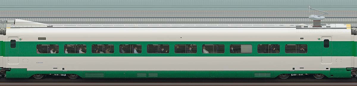 JR東日本E2系E226-1216（200系カラー）山側の側面写真