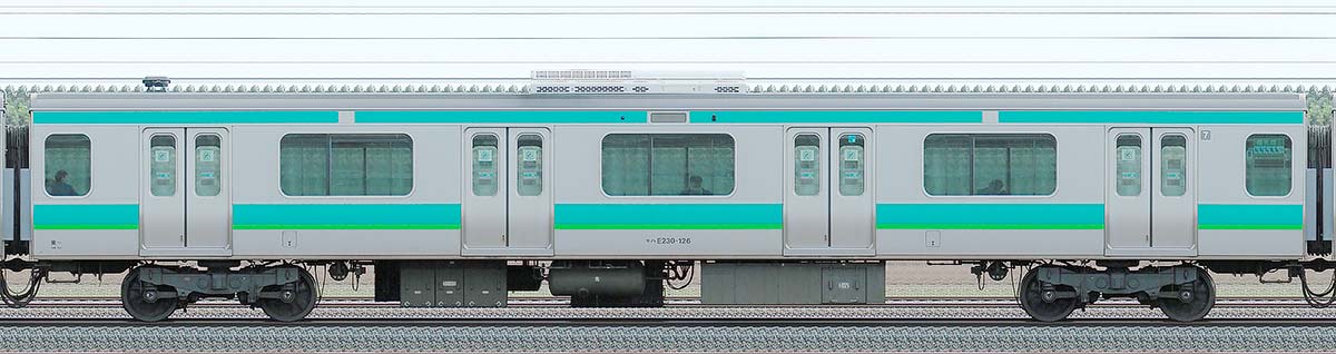 JR東日本E231系モハE230-126山側の側面写真