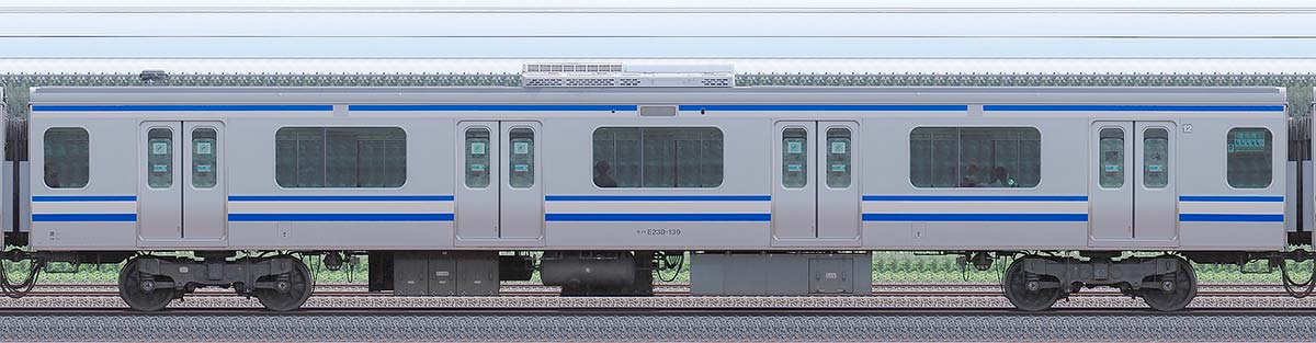 JR東日本E231系モハE230-139「成田線開業120周年記念列車」山側の側面写真