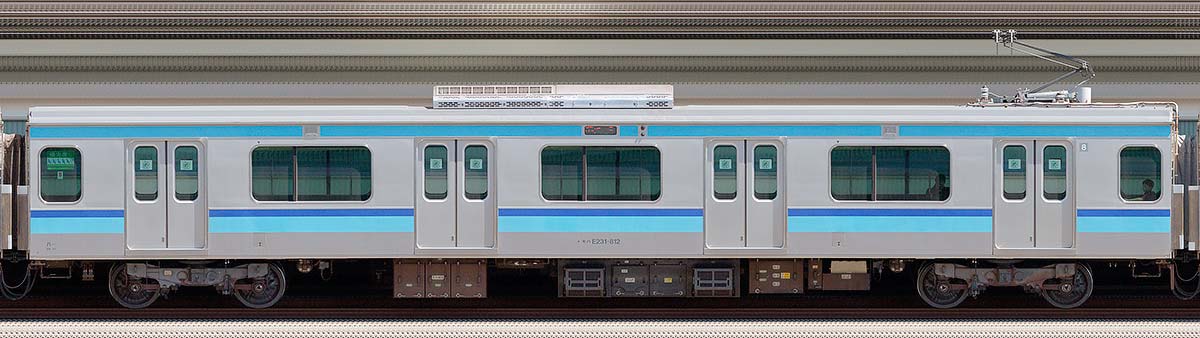 JR東日本E231系モハE231-812山側の側面写真