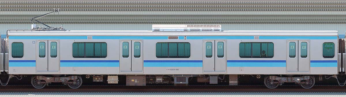 JR東日本E231系モハE231-812海側の側面写真