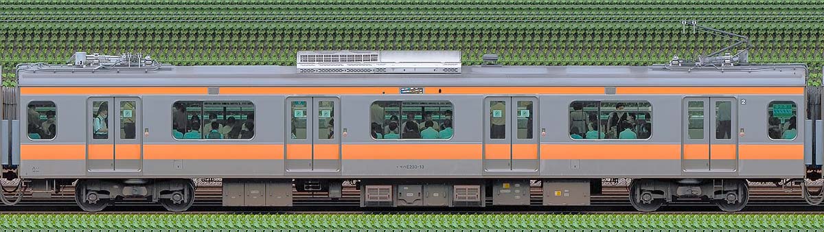 JR東日本E233系モハE233-13山側の側面写真