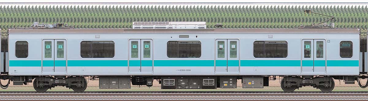 JR東日本E233系2000番台モハE233-2018山側の側面写真