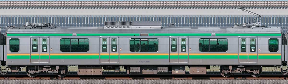 JR東日本E233系3000番台モハE233-3030山側の側面写真