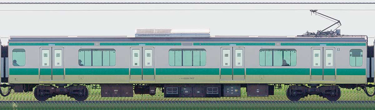 JR東日本E233系7000番台モハE233-7417(2025年)山側の側面写真