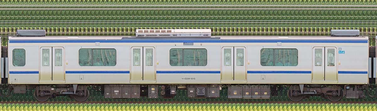JR東日本E235系1000番台モハE234-1213山側の側面写真