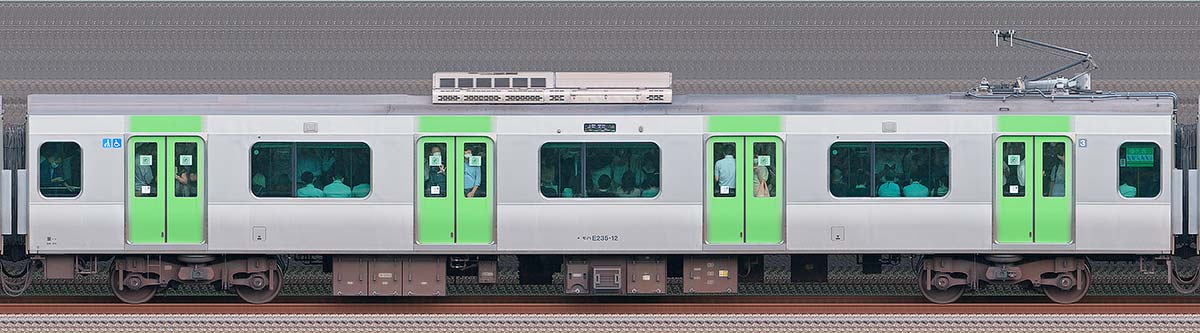 JR東日本E235系モハE235-12山側（東京駅基準）の側面写真