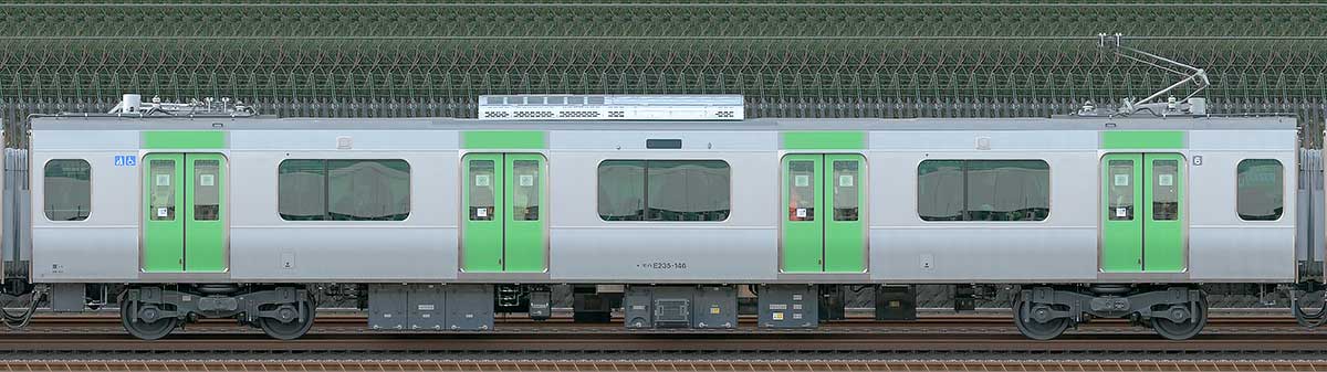 JR東日本E235系モハE235-146山側（東京駅基準）の側面写真