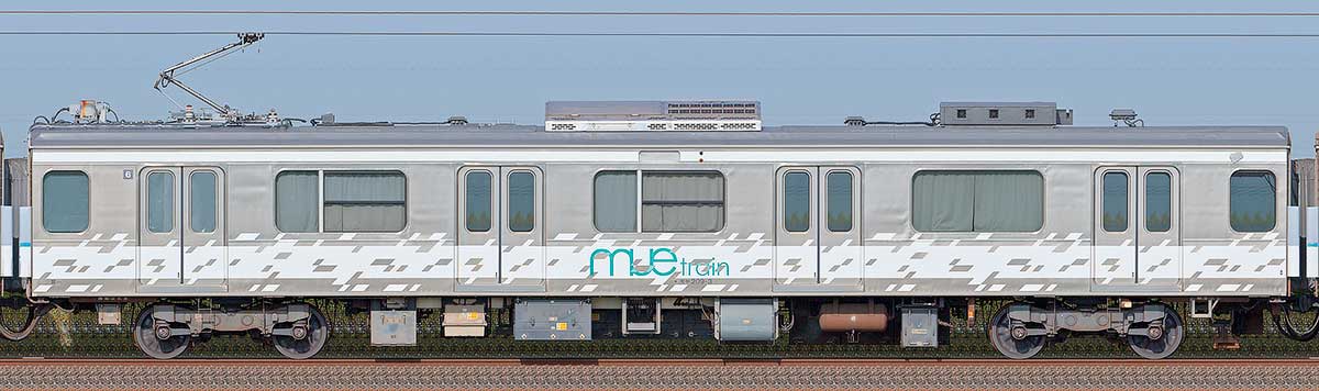 JR東日本209系「MUE-Train」モヤ209-3海側の側面写真
