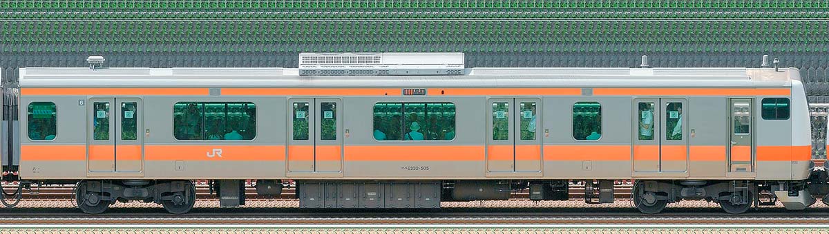 JR東日本E233系クハE232-505山側の側面写真