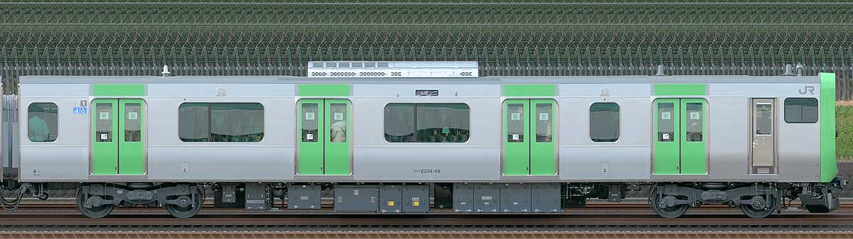 JR東日本E235系クハE234-49山側（東京駅基準）の側面写真