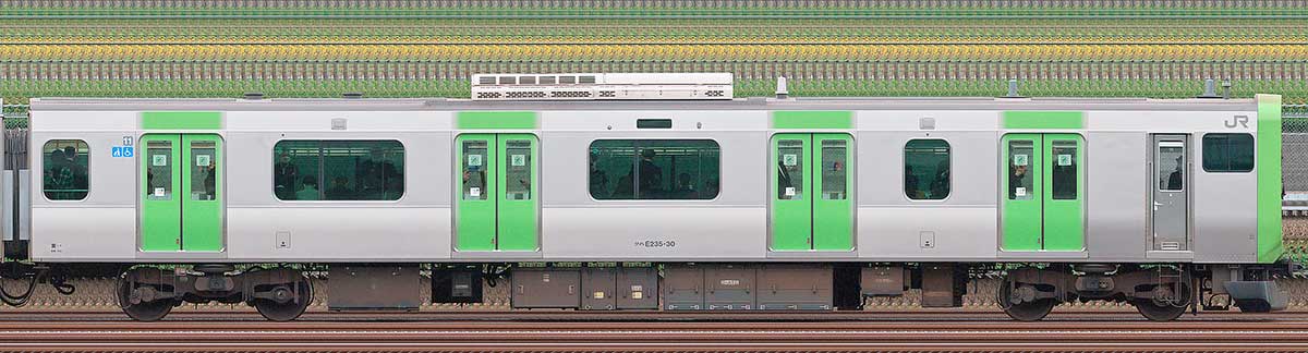 JR東日本E235系クハE235-30海側（東京駅基準）の側面写真