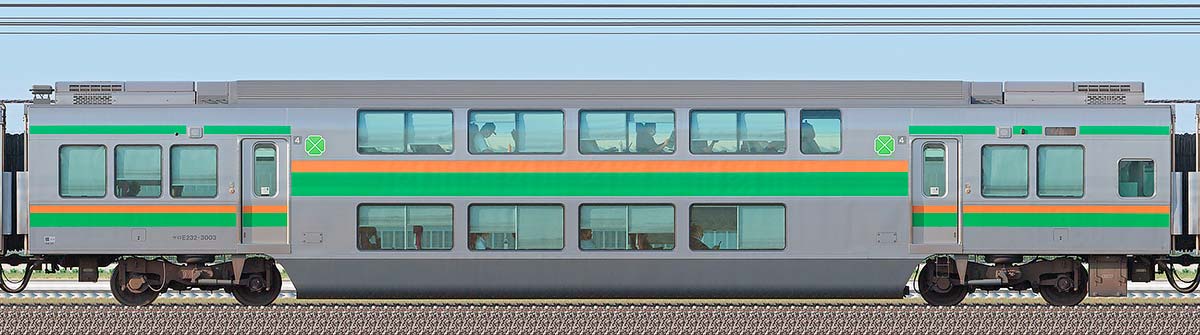 JR東日本E233系3000番台サロE232-3003海側の側面写真