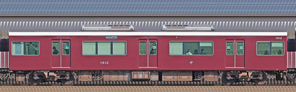 阪急1300系C#1912西側の側面写真