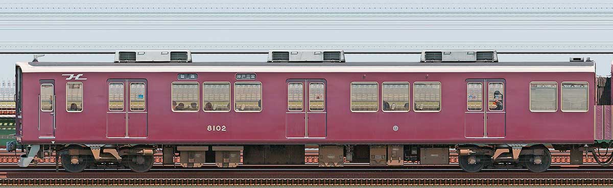 阪急8000系「Classic 8000」C#8102（セミクロスシート車）浜側の側面写真