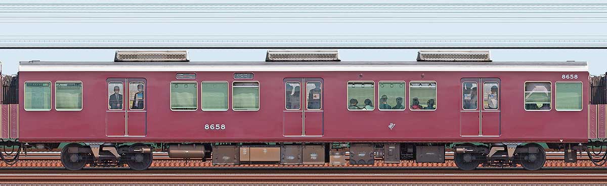 阪急8000系リニューアル車C#8658浜側の側面写真