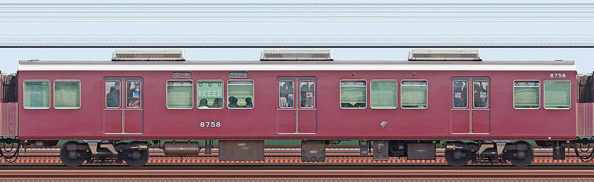 阪急8000系リニューアル車C#8758浜側の側面写真