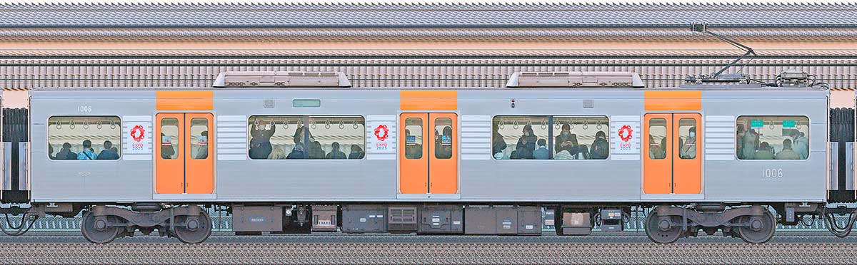 阪神1000系「大阪・関西万博ラッピング列車」1006山側の側面写真