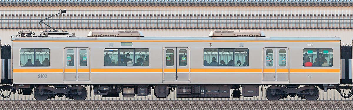 阪神9000系9102山側の側面写真
