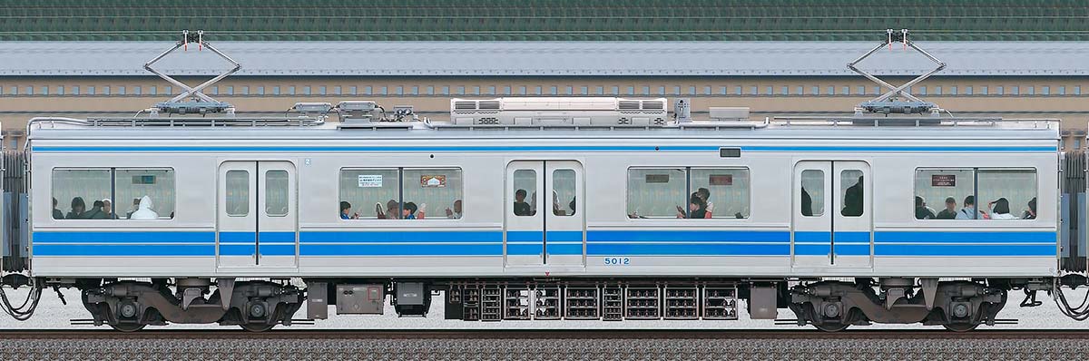 伊豆箱根鉄道5000系モハ5012海側の側面写真