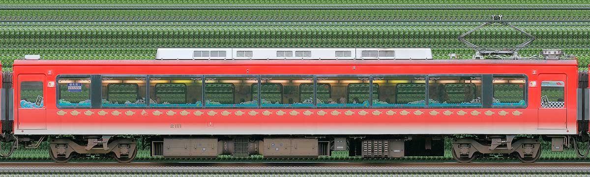 伊豆急行2100系「～Izukyu KINME Train～」モハ2111海側の側面写真